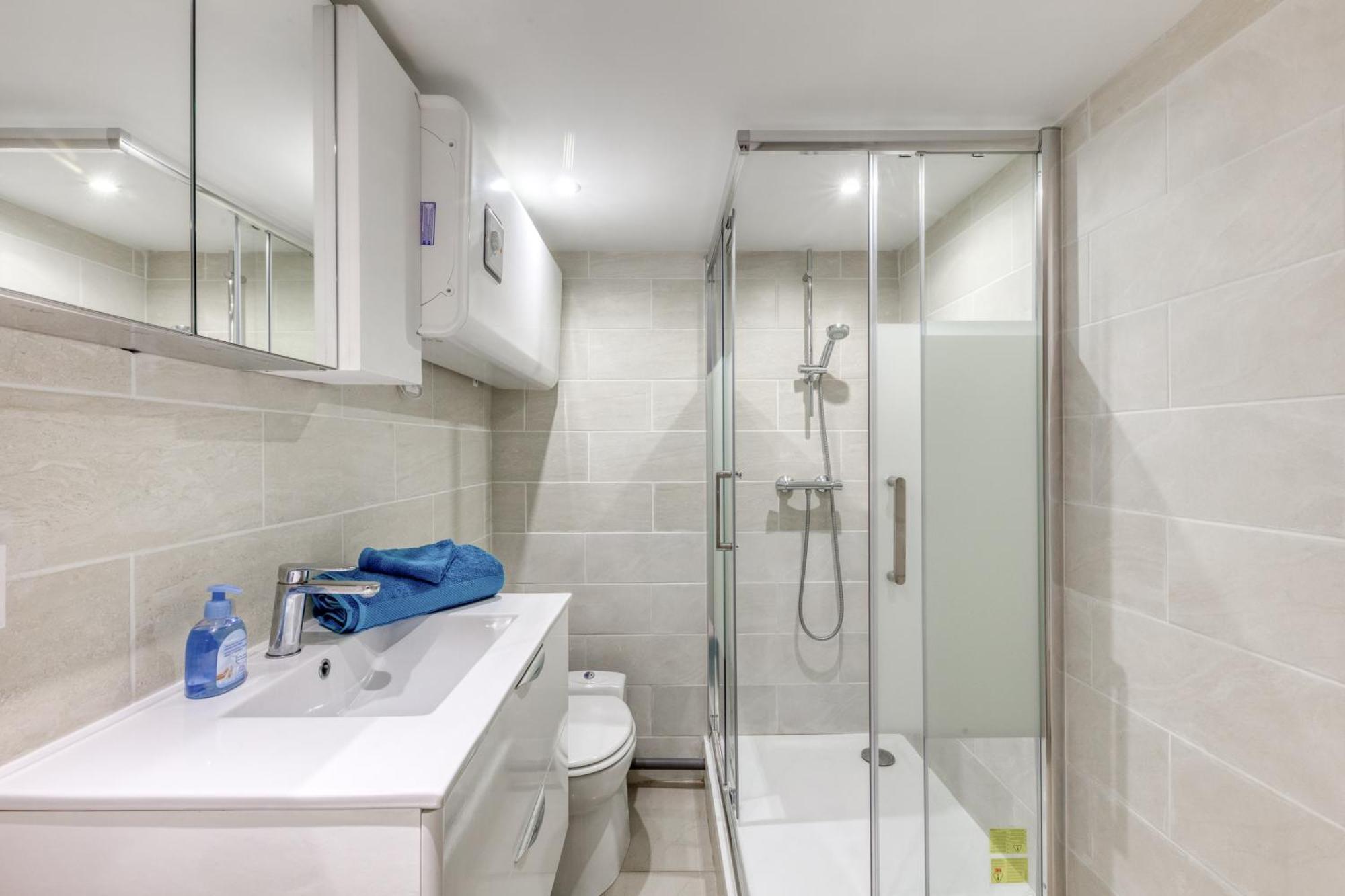 Studio Cosy - 35M2 - Paris -Disneyland - Rer A Noisy-le-Grand ภายนอก รูปภาพ